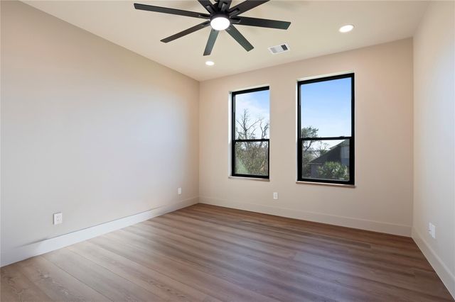 701 Pine Road, Clear Lake Shores, TX 77565