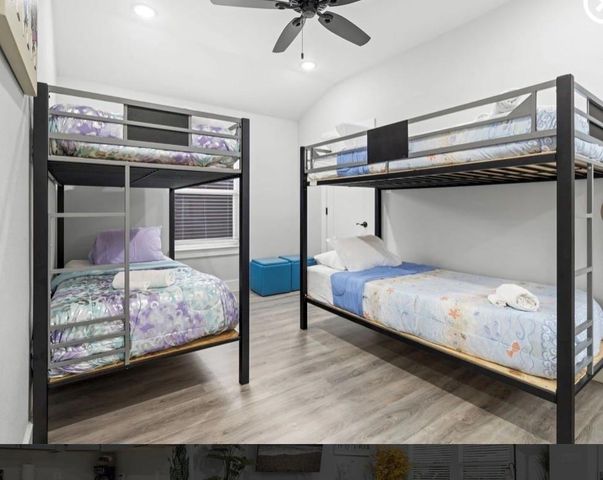 118 Tuna Street, Galveston, TX 77550
