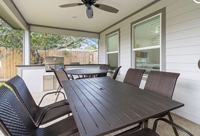 118 Tuna Street, Galveston, TX 77550