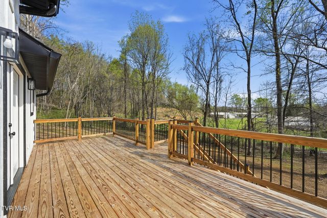 124 Hidden Valley Road, Kingsport, TN 37663