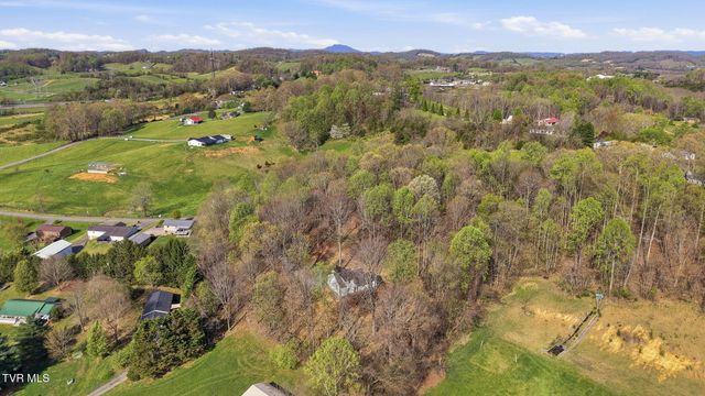 124 Hidden Valley Road, Kingsport, TN 37663