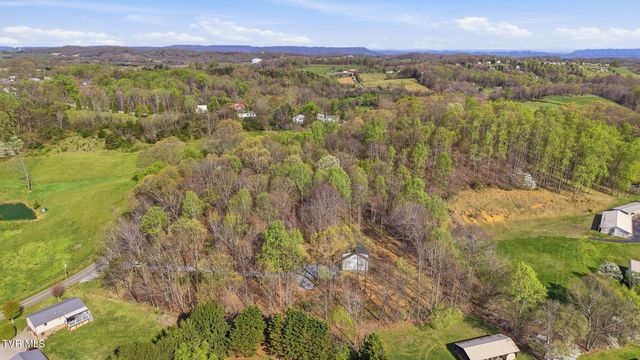 124 Hidden Valley Road, Kingsport, TN 37663