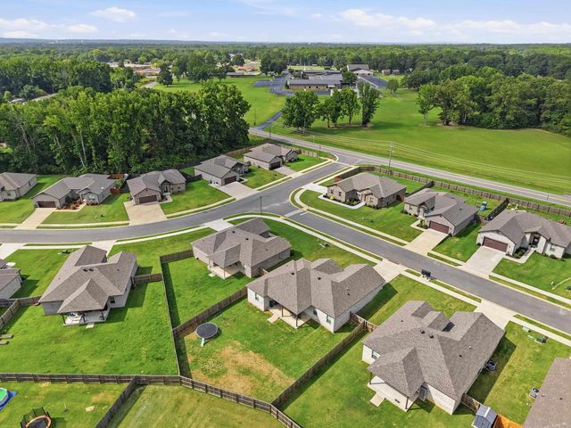 13 Aberdeen Drive, Cabot, AR 72023