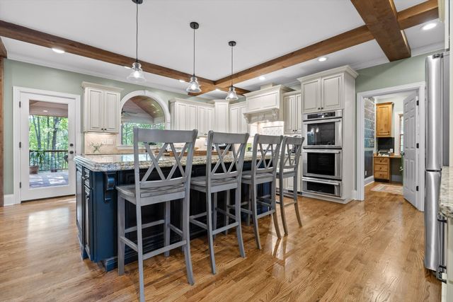 2598 Bristlecone Lane, Signal Mountain, TN 37377