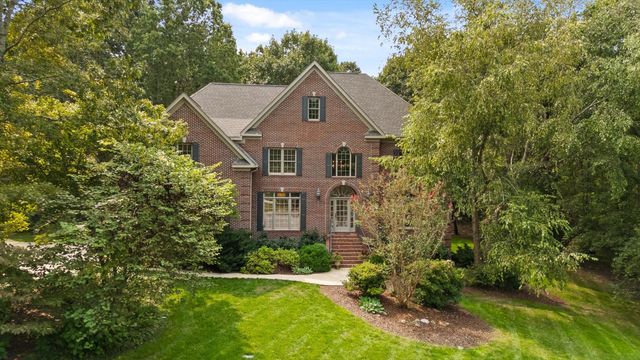 2598 Bristlecone Lane, Signal Mountain, TN 37377