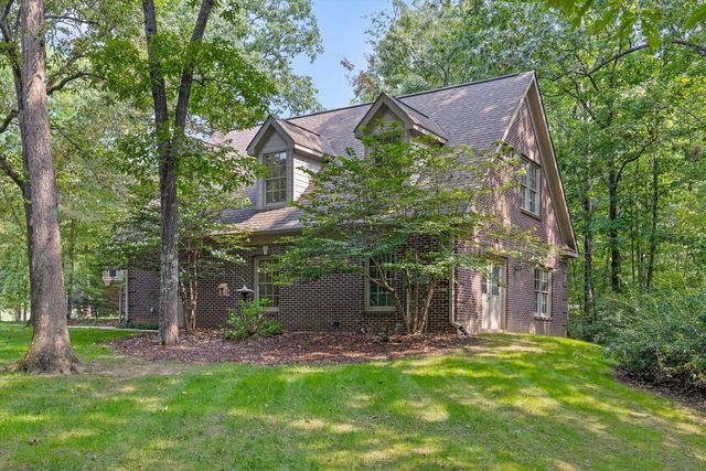 2598 Bristlecone Lane, Signal Mountain, TN 37377