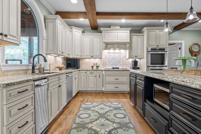 2598 Bristlecone Lane, Signal Mountain, TN 37377