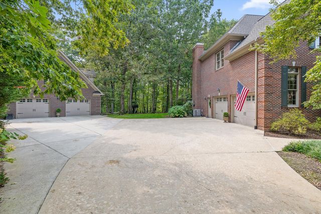 2598 Bristlecone Lane, Signal Mountain, TN 37377