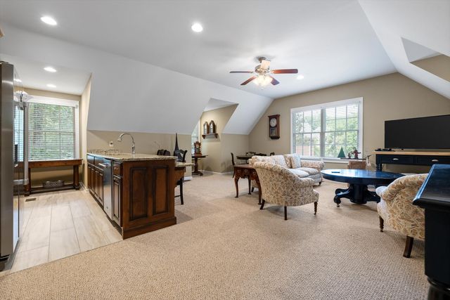 2598 Bristlecone Lane, Signal Mountain, TN 37377