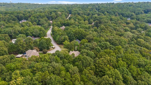 2598 Bristlecone Lane, Signal Mountain, TN 37377