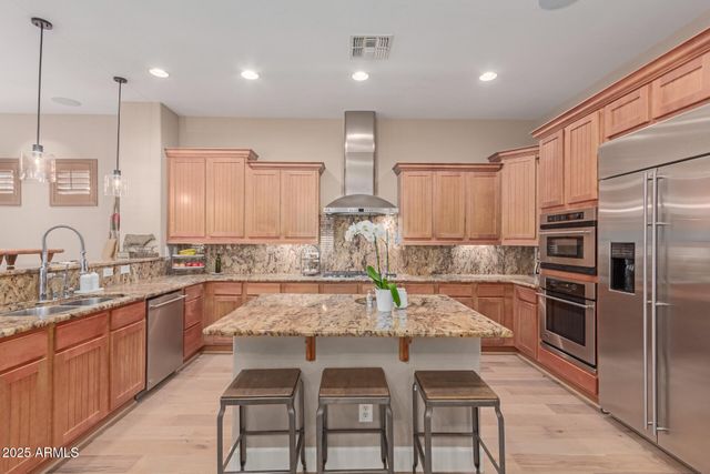 3981 E NAVIGATOR Lane, Phoenix, AZ 85050