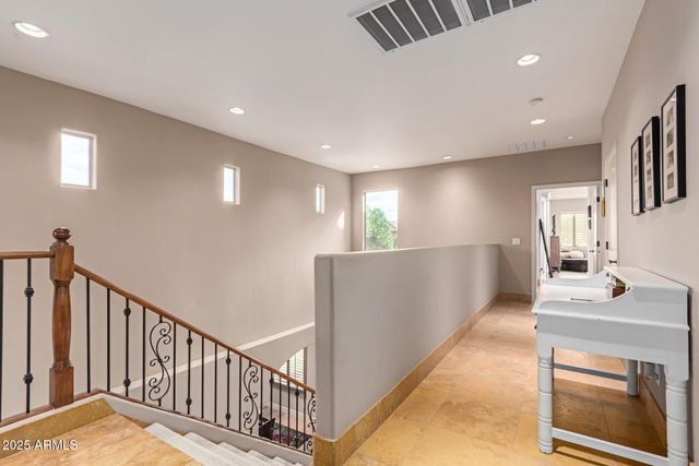 3981 E NAVIGATOR Lane, Phoenix, AZ 85050