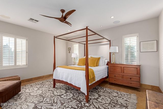 3981 E NAVIGATOR Lane, Phoenix, AZ 85050