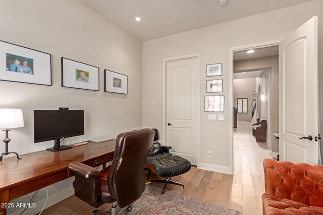 3981 E NAVIGATOR Lane, Phoenix, AZ 85050