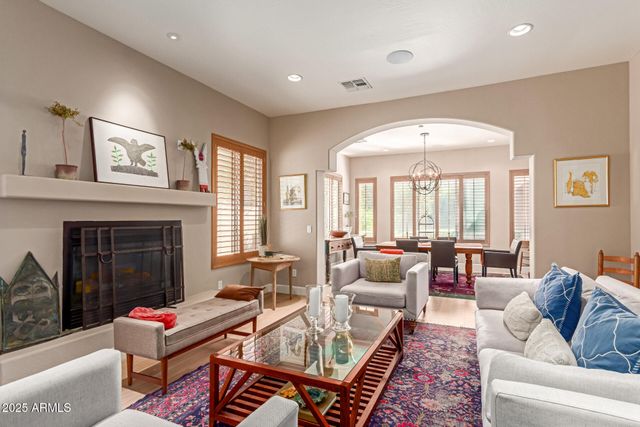 3981 E NAVIGATOR Lane, Phoenix, AZ 85050