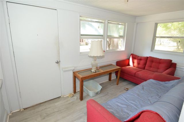 2351 25TH AVENUE S, St Petersburg, FL 33712