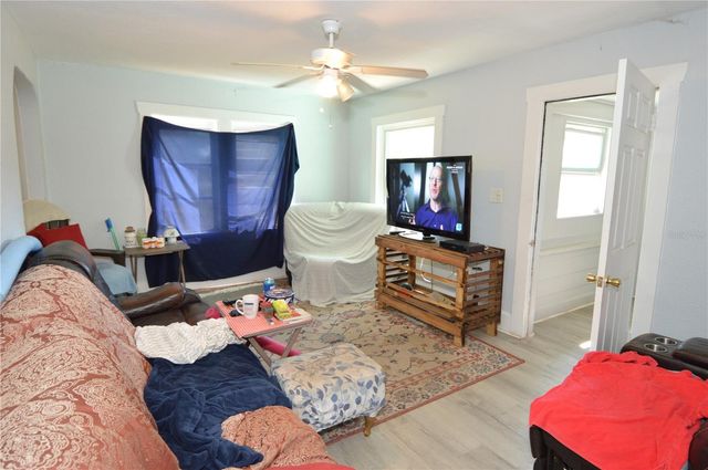 2351 25TH AVENUE S, St Petersburg, FL 33712