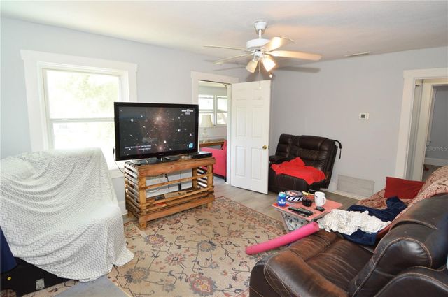 2351 25TH AVENUE S, St Petersburg, FL 33712