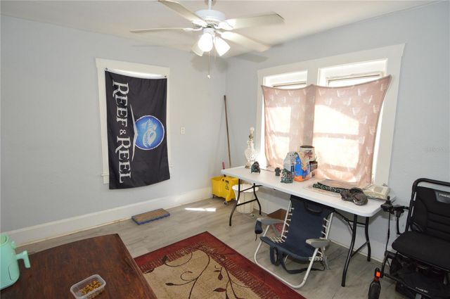 2351 25TH AVENUE S, St Petersburg, FL 33712