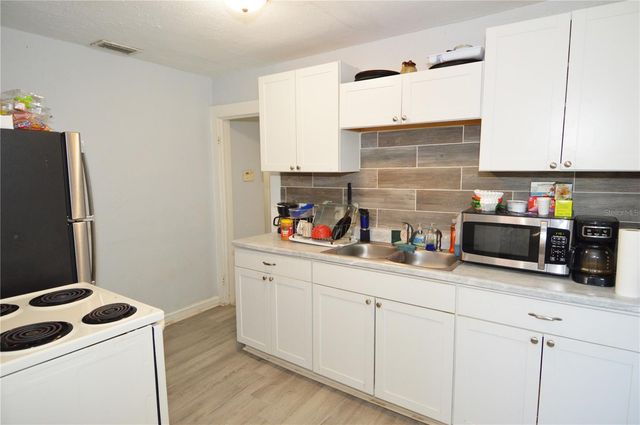 2351 25TH AVENUE S, St Petersburg, FL 33712