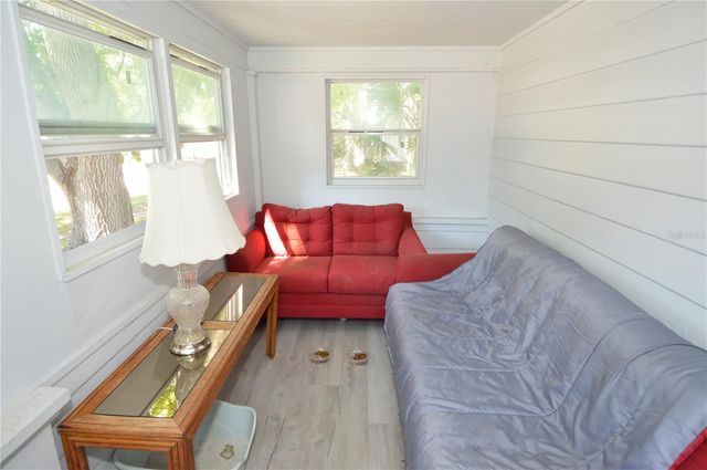 2351 25TH AVENUE S, St Petersburg, FL 33712