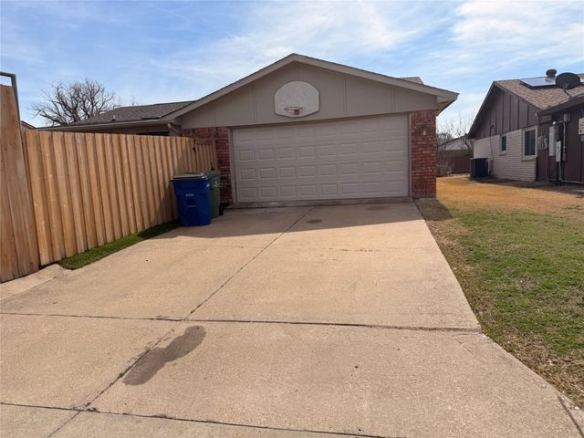 2150 Courtland Circle, Carrollton, TX 75007