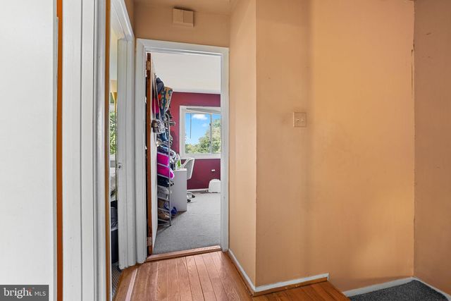 1359 BARNABY TER SE, Washington, DC 20032