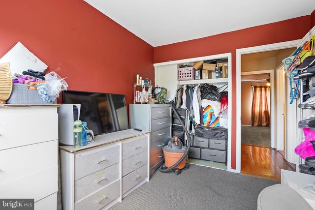 1359 BARNABY TER SE, Washington, DC 20032