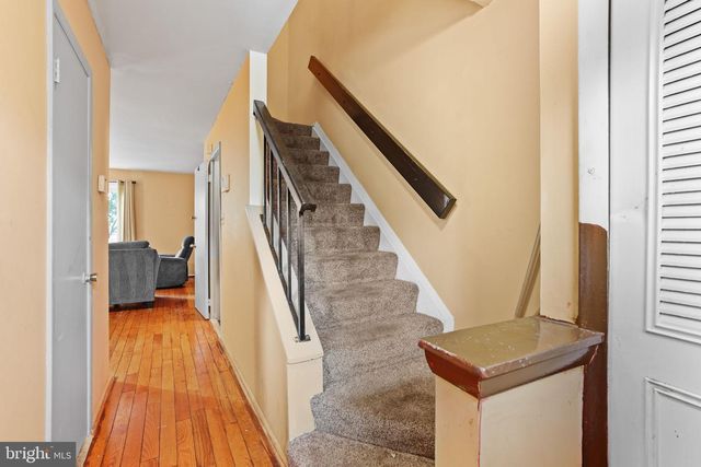 1359 BARNABY TER SE, Washington, DC 20032