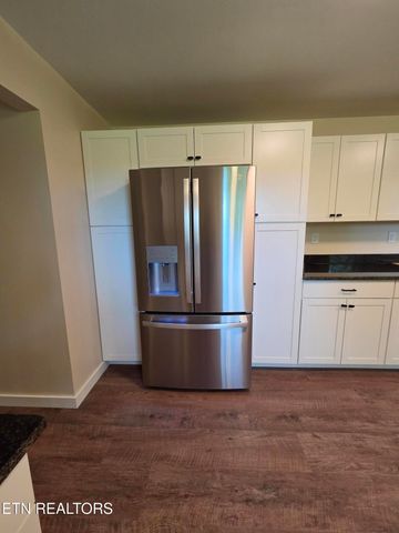 220 Harden Rd, Sparta, TN 38583