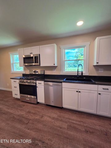220 Harden Rd, Sparta, TN 38583