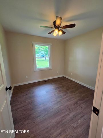 220 Harden Rd, Sparta, TN 38583