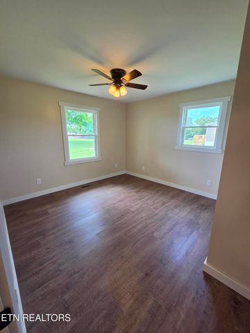 220 Harden Rd, Sparta, TN 38583