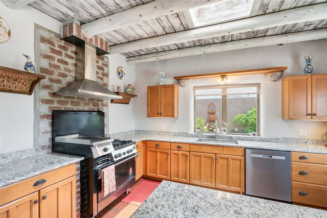 26 River Street, Cerrillos, NM 87010
