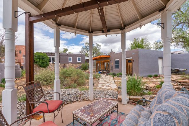 26 River Street, Cerrillos, NM 87010
