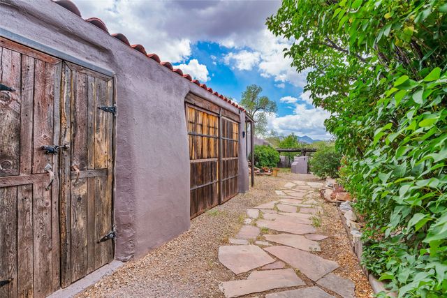 26 River Street, Cerrillos, NM 87010