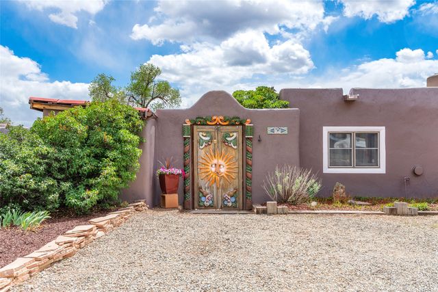 26 River Street, Cerrillos, NM 87010