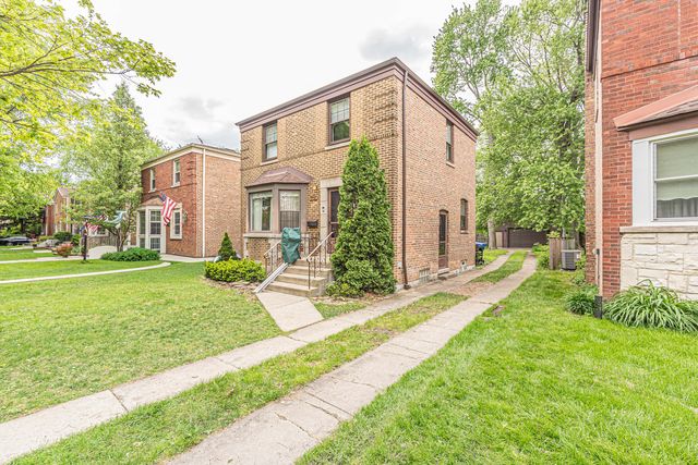 9932 S Maplewood Avenue, Chicago, IL 60655