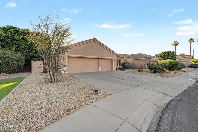 260 S YALE Court, Gilbert, AZ 85296
