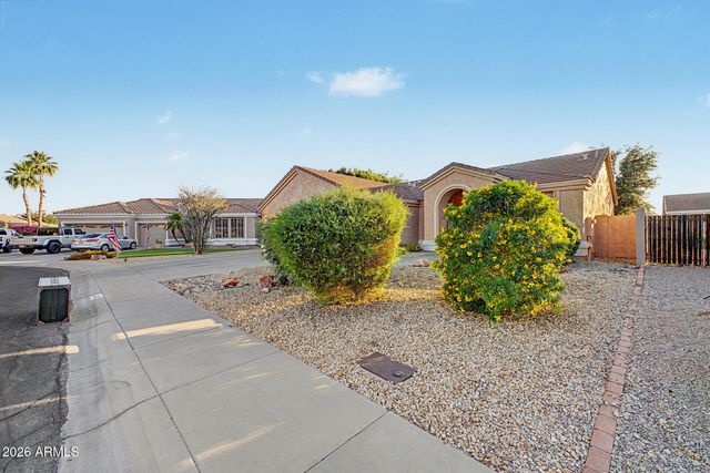 260 S YALE Court, Gilbert, AZ 85296