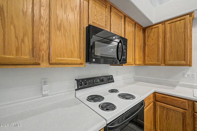 260 S YALE Court, Gilbert, AZ 85296