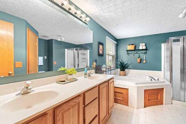 325 Paynes Depot Court, Powell, OH 43065