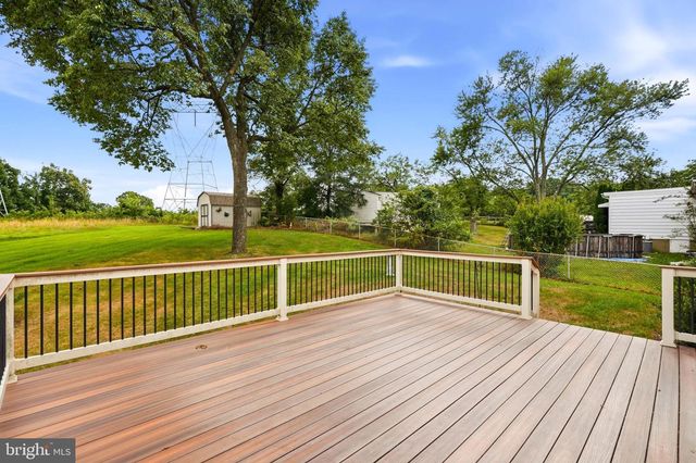 15605 BOND MILL RD, Laurel, MD 20707