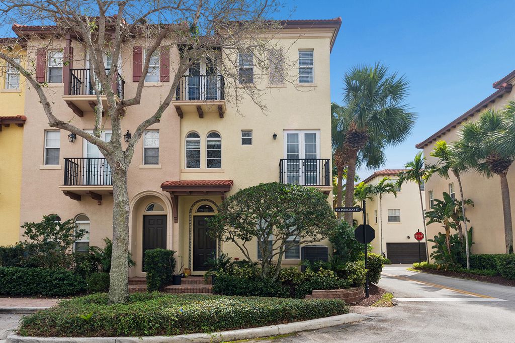 41 Via Floresta Drive, Boca Raton, FL 33487