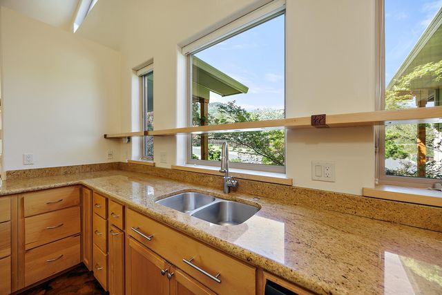 130 Westwood Street, Ashland, OR 97520