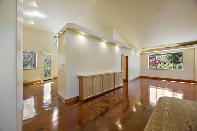 130 Westwood Street, Ashland, OR 97520