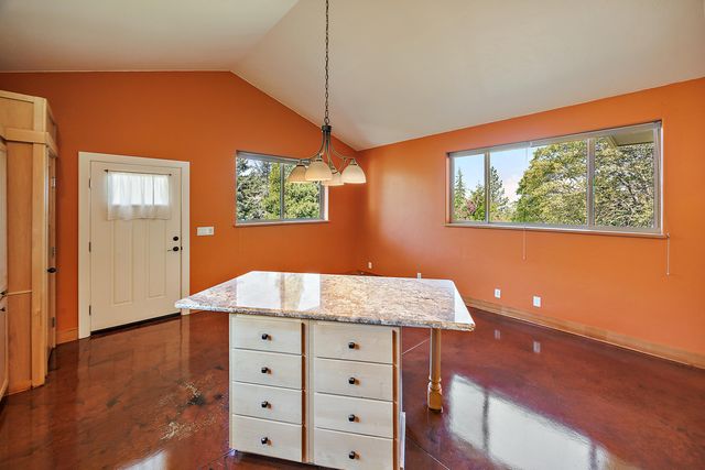 130 Westwood Street, Ashland, OR 97520