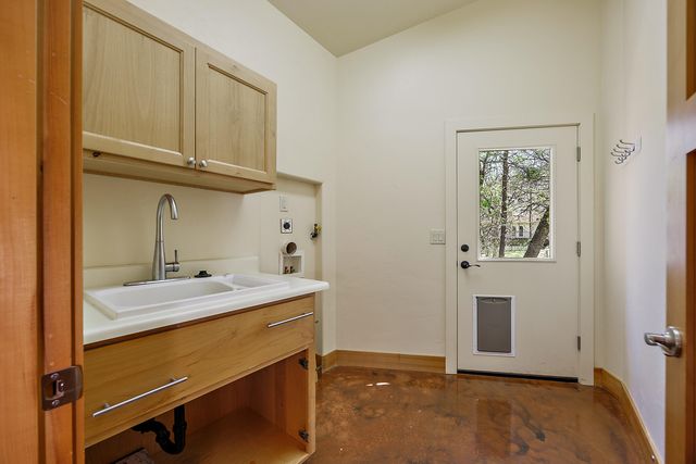 130 Westwood Street, Ashland, OR 97520