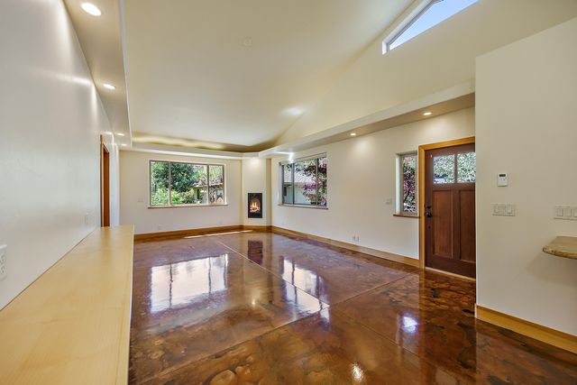 130 Westwood Street, Ashland, OR 97520