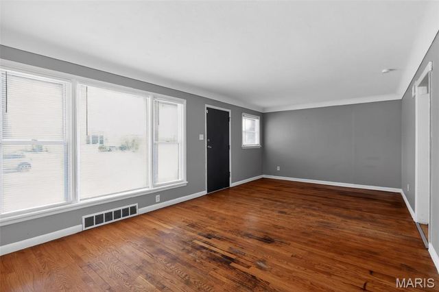 6801 Knoll Avenue, Berkeley, MO 63134